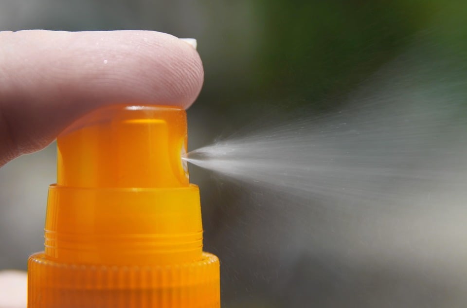 opalanie, spray